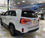 Kia Sorento   2.4AT  2018 - Bán Kia Sorento 2.4AT đời 2018, màu trắng, giá chỉ 750 triệu