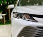 Toyota Camry 2021 - Cần bán Toyota Camry đời 2021, màu trắng, xe nhập