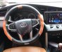 Toyota Innova     2017 - Cần bán lại xe Toyota Innova năm sản xuất 2017, màu đen  