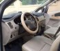 Toyota Innova 2.0G 2010 - Cần bán lại xe Toyota Innova 2.0G năm sản xuất 2010, màu bạc, giá tốt