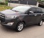 Toyota Innova     2017 - Cần bán lại xe Toyota Innova năm sản xuất 2017, màu đen  