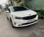 Kia Cerato 1.6 AT 2017 - Cần bán gấp Kia Cerato 1.6 AT đời 2017, màu trắng, giá 475tr