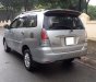 Toyota Innova 2.0G 2010 - Cần bán lại xe Toyota Innova 2.0G năm sản xuất 2010, màu bạc, giá tốt