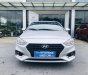 Hyundai Accent 1.4 MT 2018 - Cần bán lại xe Hyundai Accent 1.4 MT 2018, màu bạc, giá chỉ 348 triệu