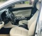 Hyundai Elantra 2018 - Bán ô tô Hyundai Elantra đời 2018, màu bạc còn mới