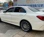 Mercedes-Benz C300    2017 - Cần bán xe Mercedes 2017, màu trắng còn mới