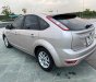 Ford Focus   2010 - Bán xe Ford Focus đời 2010, màu hồng còn mới, giá tốt