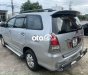 Toyota Innova  V 2008 - Cần bán gấp Toyota Innova V năm 2008, màu bạc xe gia đình