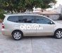 Nissan Grand livina 2010 - Bán ô tô Nissan Grand livina sản xuất 2010, màu bạc, giá 280tr