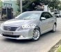 Toyota Camry  2.5G 2013 - Cần bán gấp Toyota Camry 2.5G 2013, màu bạc xe gia đình