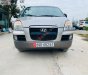 Hyundai Starex 2005 - Bán Hyundai Starex đời 2005, màu bạc