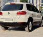 Volkswagen Tiguan 2012 - Cần bán lại xe Volkswagen Tiguan sản xuất 2012, màu trắng, nhập khẩu nguyên chiếc