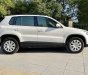 Volkswagen Tiguan 2012 - Cần bán lại xe Volkswagen Tiguan sản xuất 2012, màu trắng, nhập khẩu nguyên chiếc