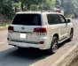 Toyota Land Cruiser 5.7 V8 2012 - Bán Toyota Land Cruiser 5.7 V8 trắng nội thất kem nguyên bản, năm sản xuất 2012