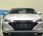 Hyundai Elantra  1.6AT 2021 - Cần bán xe Hyundai Elantra 1.6AT sản xuất 2021, màu bạc, giá tốt