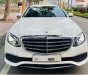 Mercedes-Benz 2018 - Cần bán xe Mercedes E200 sản xuất năm 2018, màu trắng như mới