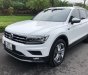 Volkswagen Tiguan   Allspace  2017 - Cần bán lại xe Volkswagen Tiguan Allspace sản xuất 2017, màu trắng, xe nhập