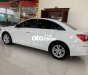 Chevrolet Cruze LT 1.6MT 2017 - Cần bán lại xe Chevrolet Cruze LT 1.6MT sản xuất năm 2017, màu trắng