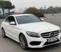 Mercedes-Benz C300 AMG 2017 - Cần bán gấp Mercedes C300 AMG năm sản xuất 2017, màu trắng