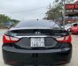 Hyundai Sonata 2010 - Bán Hyundai Sonata 2.0 sản xuất năm 2010, màu đen, xe nhập, 379tr