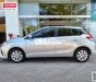 Toyota Yaris AT 2015 - Cần bán Toyota Yaris AT sản xuất 2015, màu bạc, nhập khẩu nguyên chiếc, giá chỉ 460 triệu