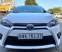 Toyota Yaris 2016 - Cần bán gấp Toyota Yaris E 1.5AT sản xuất năm 2016, màu trắng, nhập khẩu nguyên chiếc, một chủ dùng, xe rất đẹp