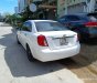 Daewoo Lacetti 1.6MT 2013 - Bán ô tô Daewoo Lacetti 1.6MT năm 2013, màu trắng, giá 205tr