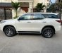 Toyota Fortuner 2.8V AT 4x4 2019 - Cần bán lại xe Toyota Fortuner 2.8V AT 4x4 năm sản xuất 2019, màu trắng