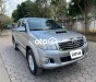 Toyota Hilux   E  2014 - Bán Toyota Hilux E sản xuất 2014, màu bạc, nhập khẩu còn mới