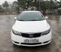 Kia Forte 1.6MT 2013 - Bán Kia Forte 1.6MT năm 2013, màu trắng số sàn