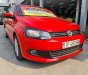 Volkswagen Polo   2015 - Cần bán xe Volkswagen Polo sản xuất năm 2015, màu đỏ  