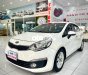 Kia Rio 2016 - Cần bán xe Kia Rio 1.4 AT Sedan sản xuất năm 2016, màu trắng, xe nhập