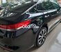 Kia Optima 2017 - Cần bán gấp Kia Optima 2.0AT sản xuất năm 2017, màu đen 