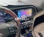 Hyundai Elantra 2.0AT 2019 - Cần bán Hyundai Elantra 2.0AT sản xuất 2019, màu trắng còn mới, giá tốt