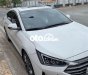 Hyundai Elantra 2.0AT 2019 - Cần bán Hyundai Elantra 2.0AT sản xuất 2019, màu trắng còn mới, giá tốt