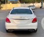 Mercedes-Benz C200 2018 - C200 trắng nội thất kem sx 2018, bản Limited có loa bum, 1 chủ từ đầu biển Hà Nội