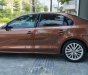 Volkswagen Jetta 1.4L 2016 - Bán Volkswagen Jetta 1.4L sản xuất năm 2016, màu nâu, xe nhập, giá tốt