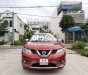Nissan X trail 2018 - Cần bán gấp Nissan X trail 2.0 Premium sản xuất năm 2018, màu đỏ xe gia đình