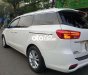 Kia Sedona 2018 - Cần bán gấp Kia Sedona 3.3 năm 2018, màu trắng, 895 triệu