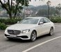 Mercedes-Benz E250 2018 - Cần bán xe Mercedes E250 năm sản xuất 2018, màu trắng