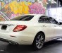 Mercedes-Benz E200 2020 - Cần bán lại xe Mercedes E200 Exclusive sản xuất 2020, màu trắng