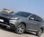 Mitsubishi Outlander 2019 - Bán Mitsubishi Outlander 2.0 CVT sản xuất 2019, màu xám