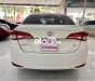 Toyota Vios 2019 - Cần bán gấp Toyota Vios 1.5E AT sản xuất năm 2019, màu trắng xe gia đình