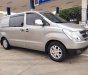 Hyundai Grand Starex 2011 - Bán Hyundai Grand Starex 2.4MT năm 2011, màu bạc, nhập khẩu Hàn Quốc