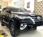 Toyota Fortuner 2019 - Bán xe Toyota Fortuner 2.4G 4x2 AT năm sản xuất 2019, màu đen, nhập khẩu số tự động