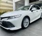 Toyota Camry 2019 - Bán Toyota Camry năm sản xuất 2019, màu trắng, nhập khẩu