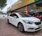 Kia K3 2016 - Cần bán lại xe Kia K3 số tự động sản xuất 2016, màu trắng