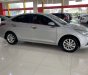 Hyundai Accent 2018 - Cần bán lại xe Hyundai Accent 1.4AT tiêu chuẩn năm 2018, màu bạc, 438tr