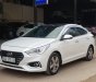 Hyundai Accent 2019 - Cần bán gấp Hyundai Accent 1.4ATH sản xuất 2019, màu trắng