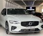 Volvo S60 2021 - Cần bán Volvo S60 T5 sản xuất năm 2021, màu trắng, xe đẹp siêu lướt